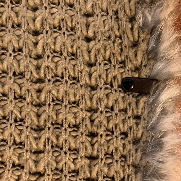 Rudsak scarf - Picture 3 of 3